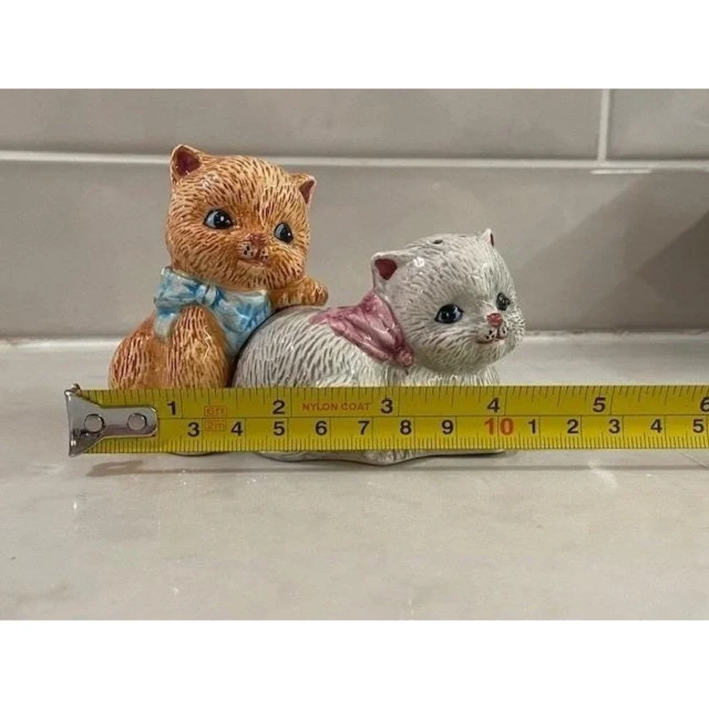 Cat Salt and Pepper Shakers Ginger and Grey Kittens Set Vintage BHPONY Ceramic